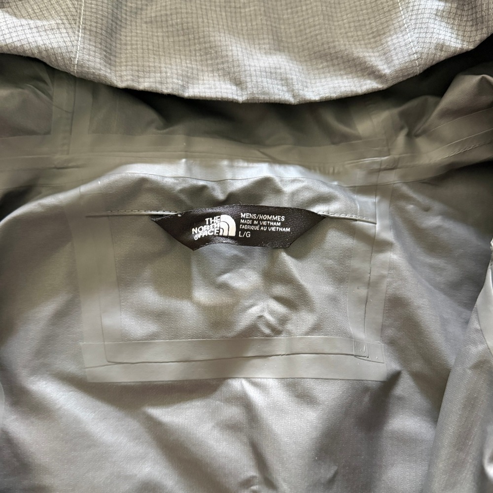 The North Face DryVent Rain Jacket Mens Large Gray Hooded Waterproof Shell - Picture 3 of 10